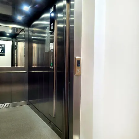 Loft Manufaktura Grossa 公寓 *
